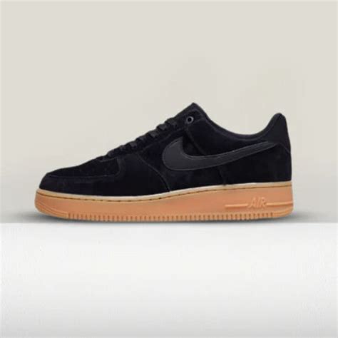 Nike Air Force. Cumpara Acum modelul potrivit 